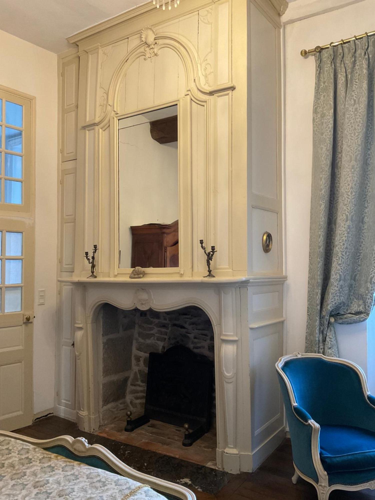 Le Logis D'Equilly Bed & Breakfast Exterior photo